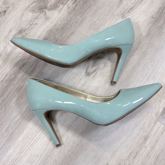 Bandolino Y2K Style Patent Leather Minty Pointed Toe Stiletto Pumps Heels / 8.5 - Picture 3 of 8